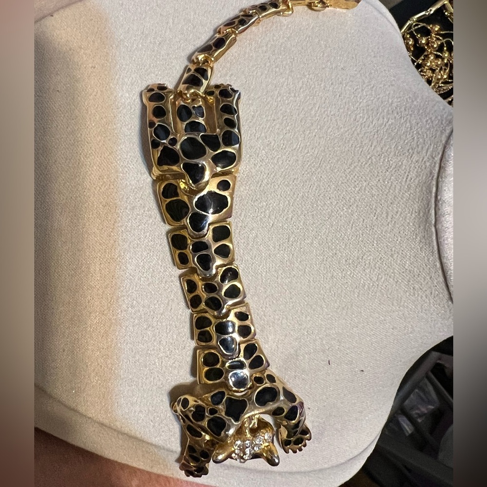VTG- 1980’s Estate Articulated Panther shoulder brooch - Picture 3 of 9